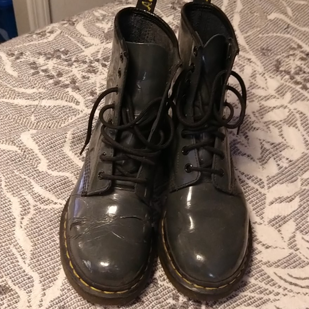 Gray patent Dr. Martens